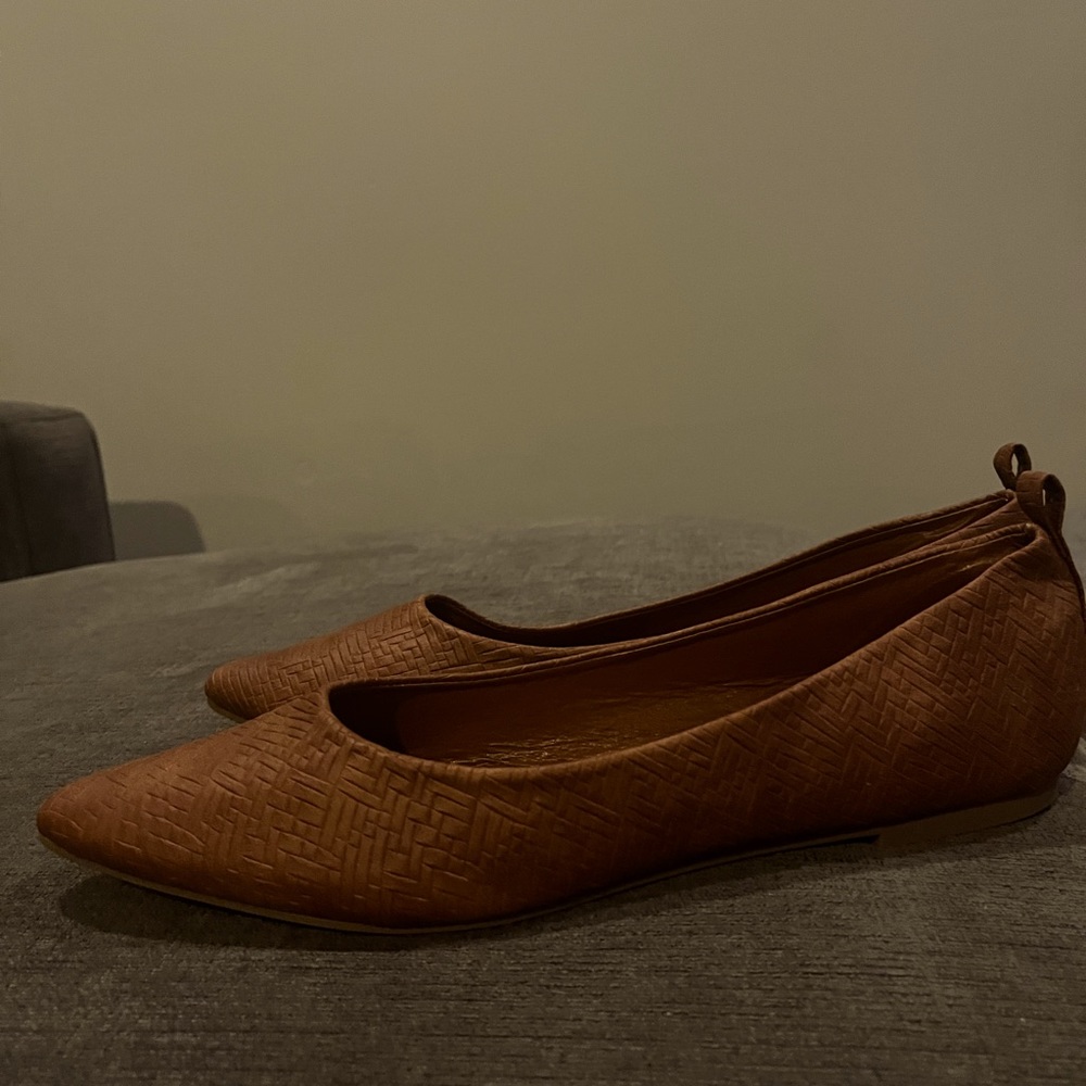 maurices nola textured flat